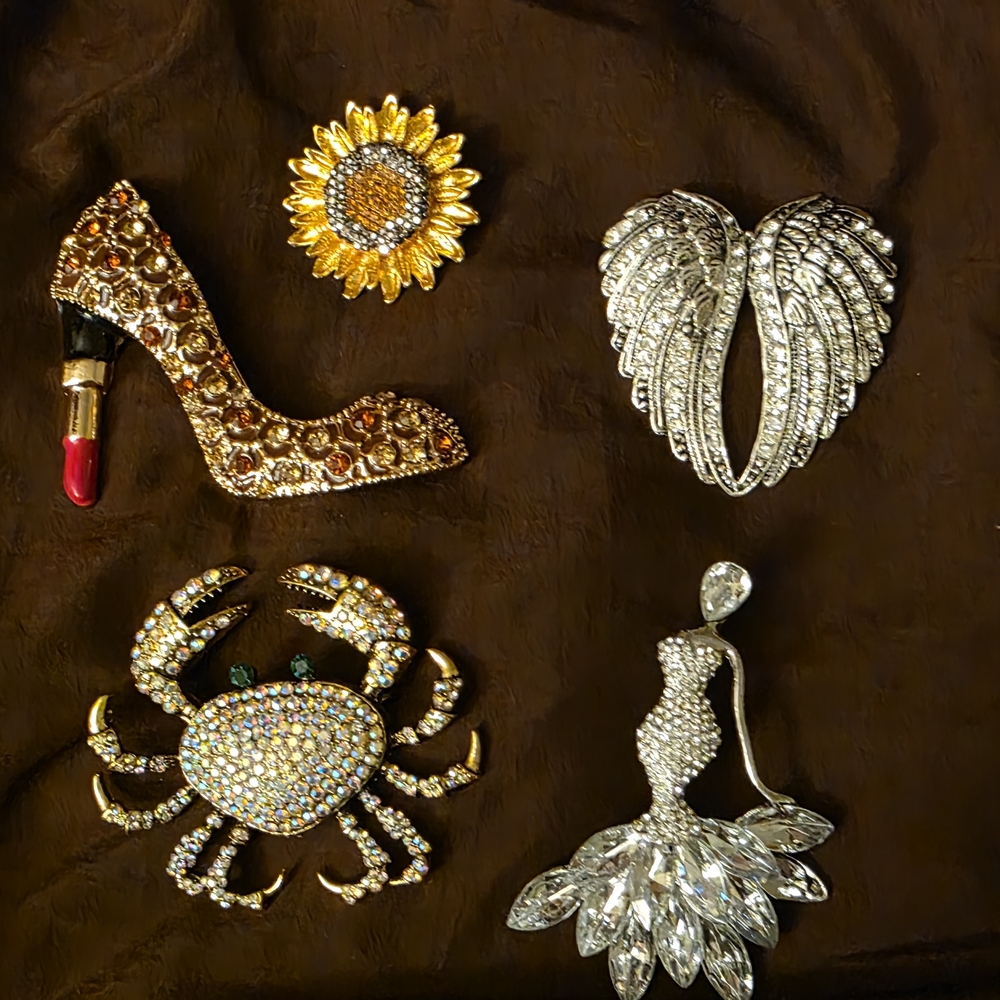 Elegant Crystal Brooch Set - Gold and Silver